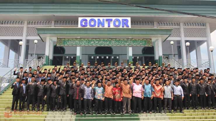 Pesantren Mahasiswa Terbaik Di Indonesia